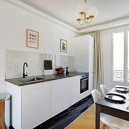 Hotel Magnificent - 2br/6p - Tour Eiffel 3*